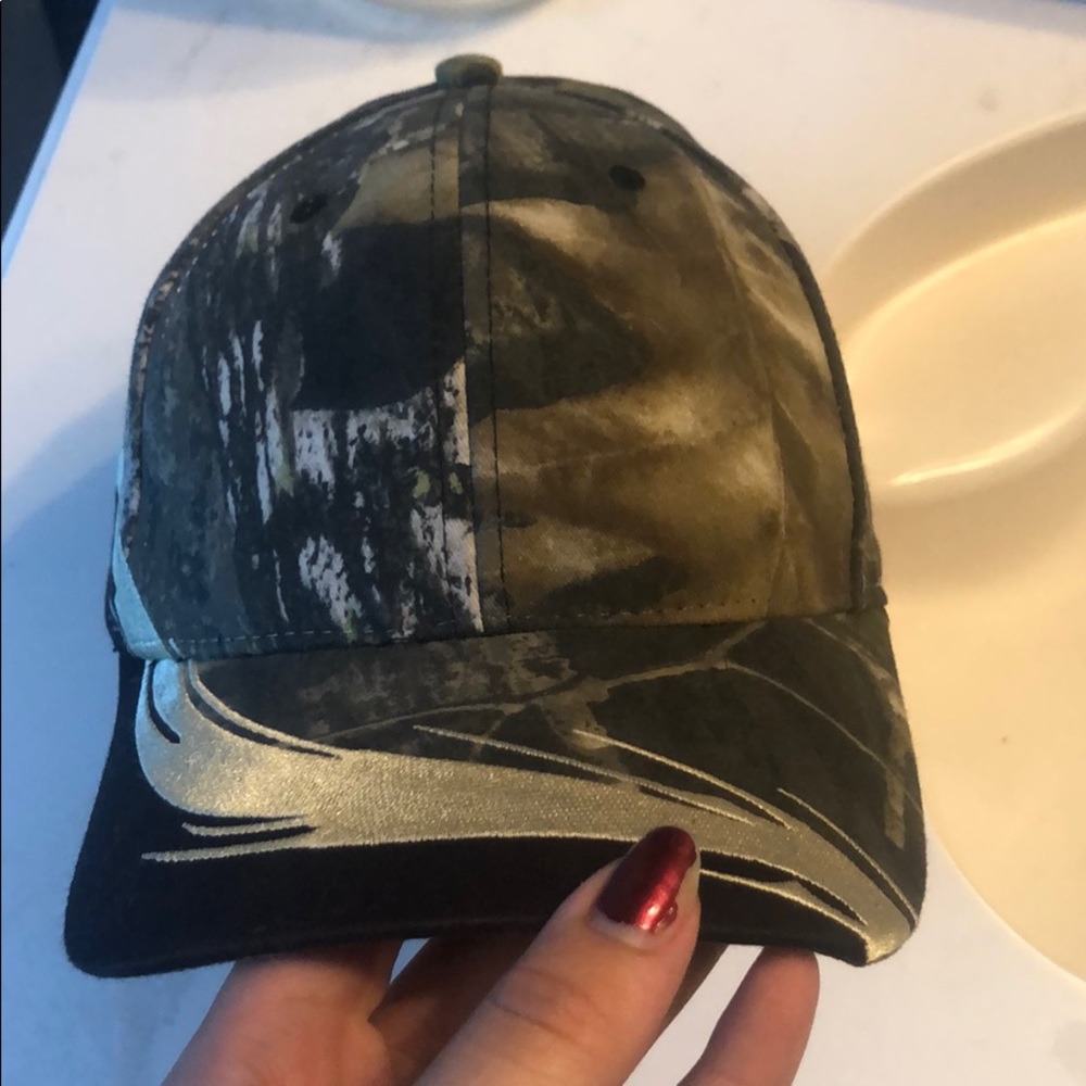 Camo hat